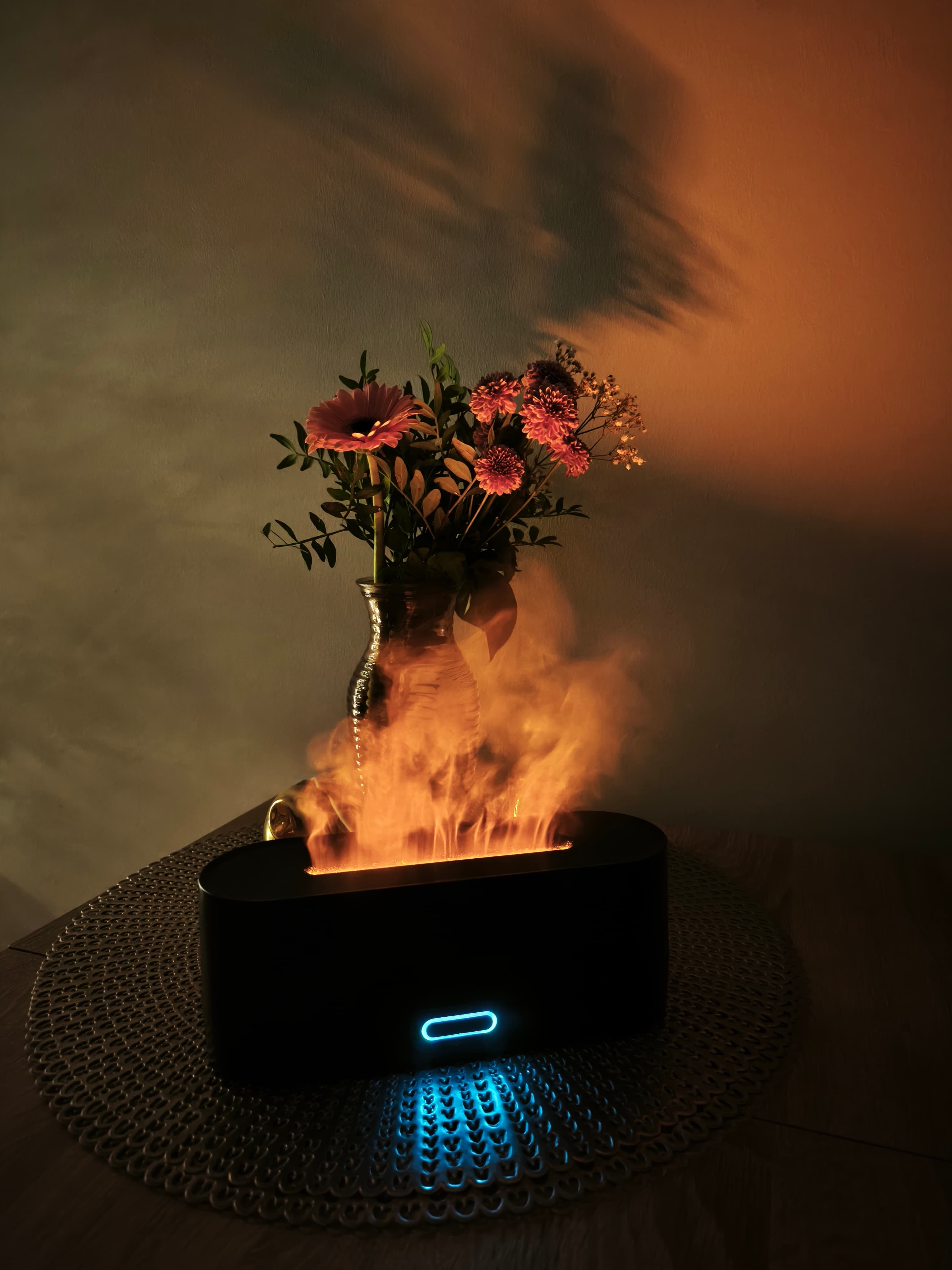 Biurkowy aromaterapeutyczny dyfuzor USB RGB płomień 7-kolorów 🔥